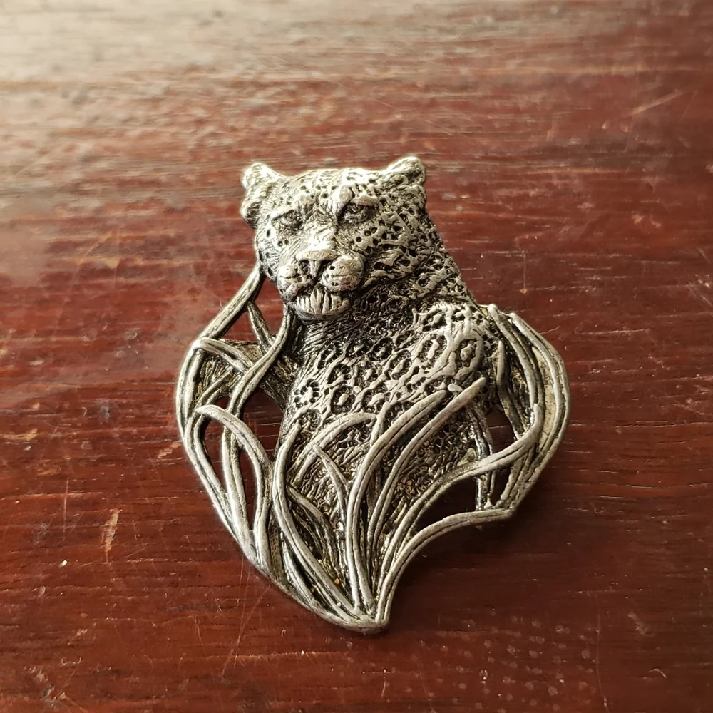 Metzke 1990 Pewter Leopard Brooch